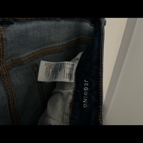 American Eagle Ripped Jeans size 12 regular - Picture 5 of 5